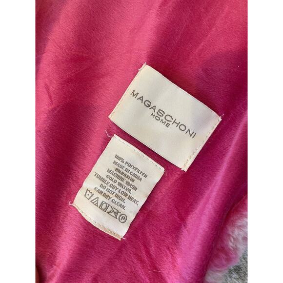 Magaschoni Multicolor Abstract Throw Blanket NWT Christmas Green Pink - Picture 3 of 3